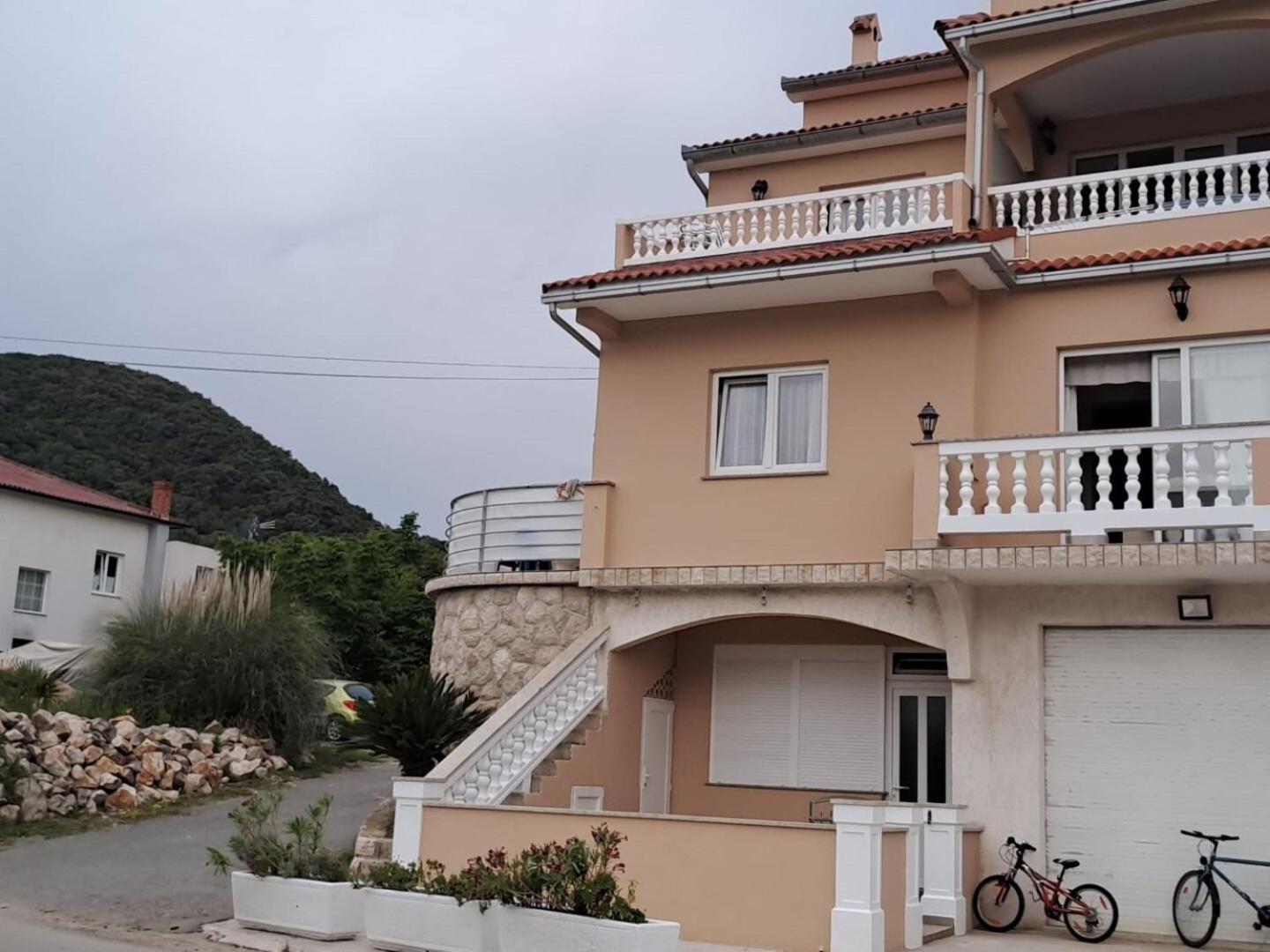 Apartments Mig - With Beautiful Garden Supetarska Draga Extérieur photo