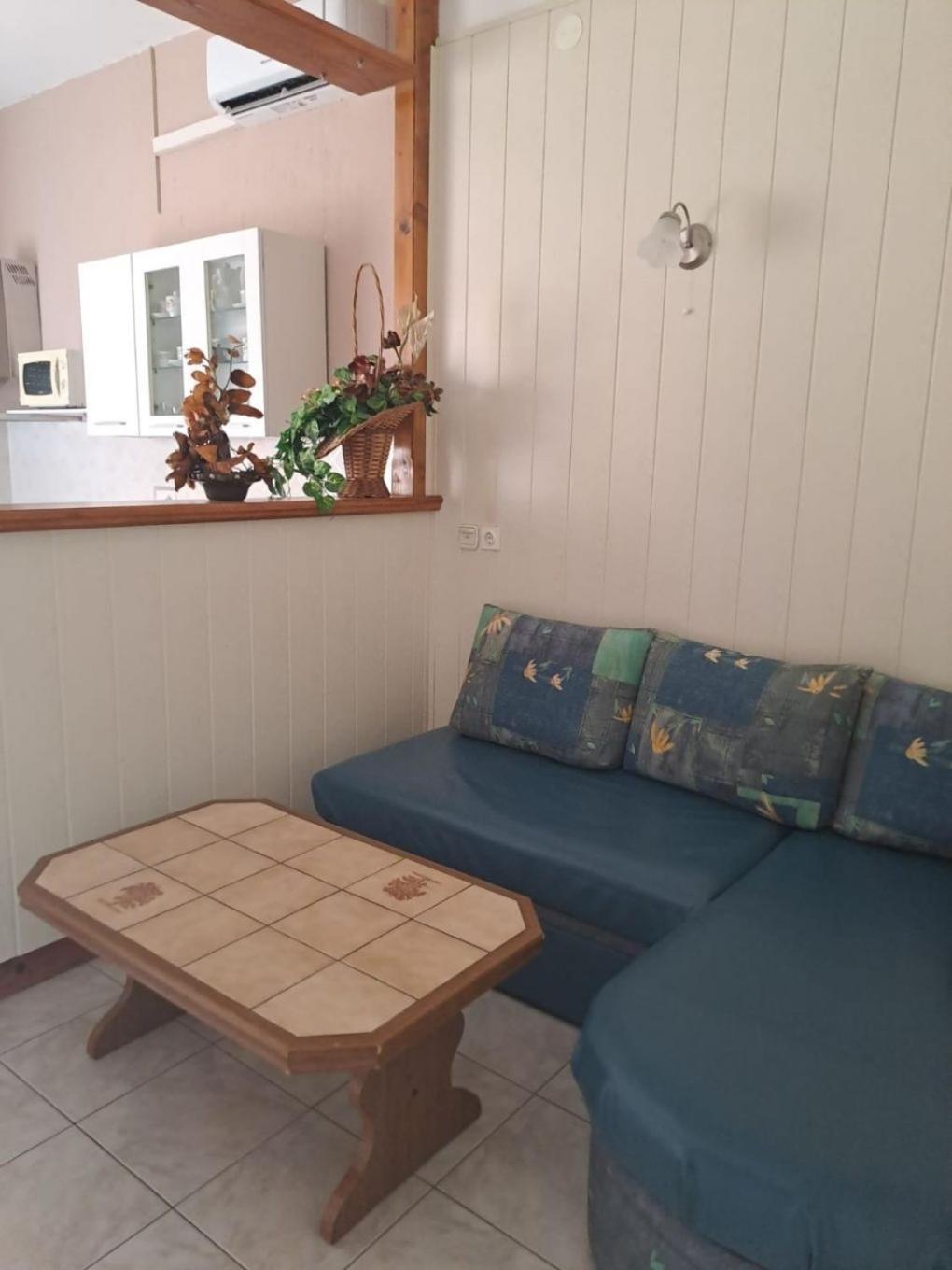 Apartments Mig - With Beautiful Garden Supetarska Draga Extérieur photo